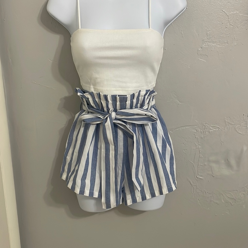 White crop top with bucket shorts